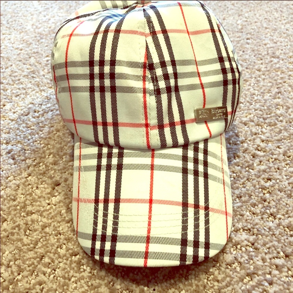 Burberry base ball cap hat